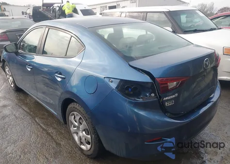 2017 Mazda Mazda3 Sport z USA, uszkodzony, nr VIN 3MZBN1U74HM134880